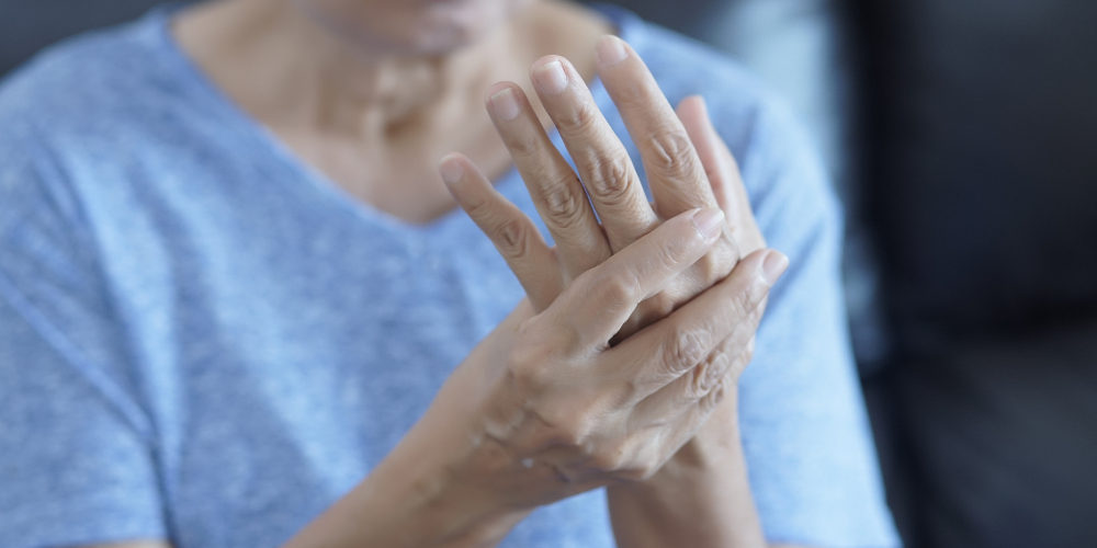 Artrite vs Artrosi: riconoscere e curarle